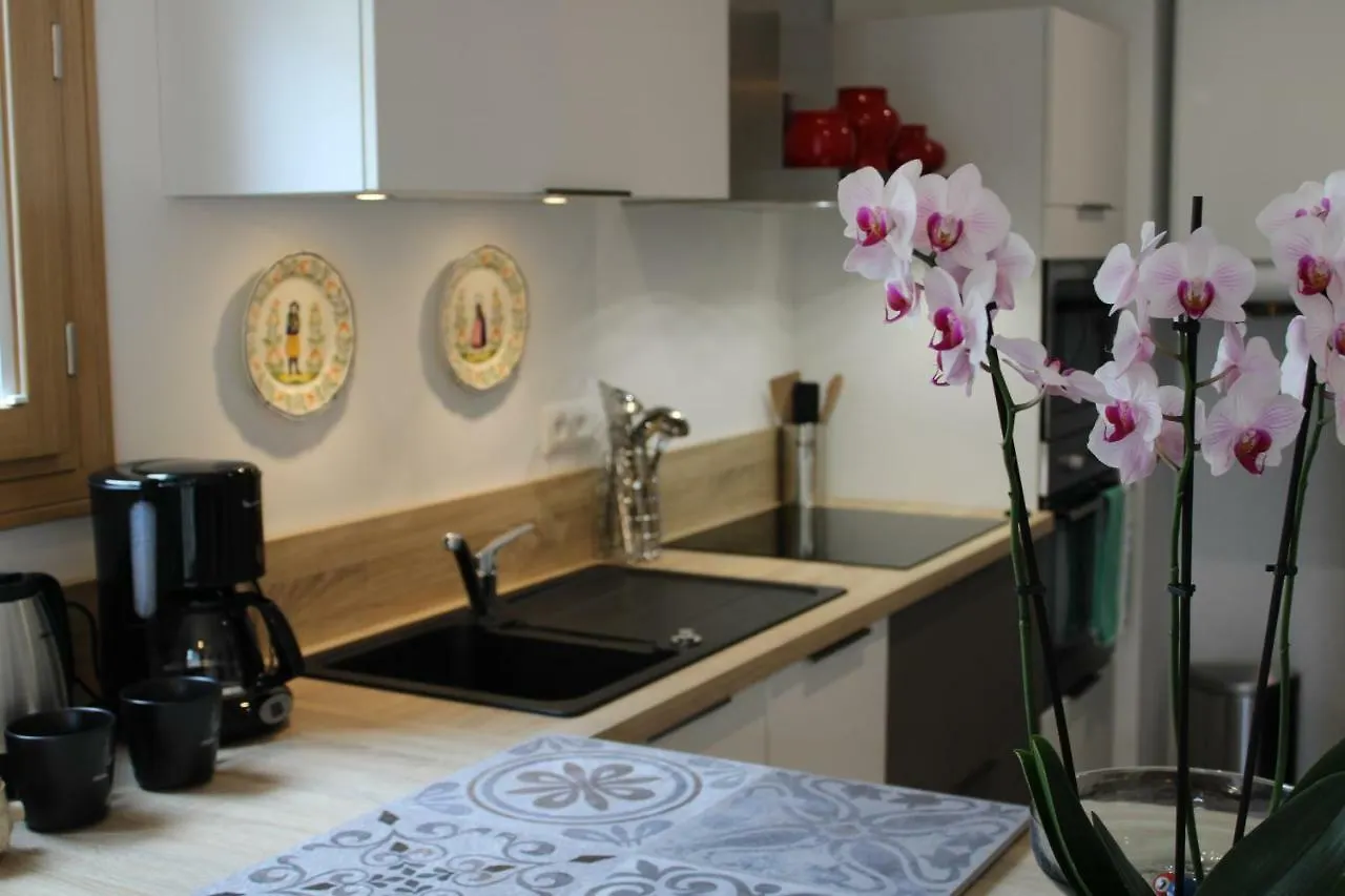 Magnifique Appartement Centre-Ville 2 Pieces 45 M2 Tres Calme Perros-Guirec France